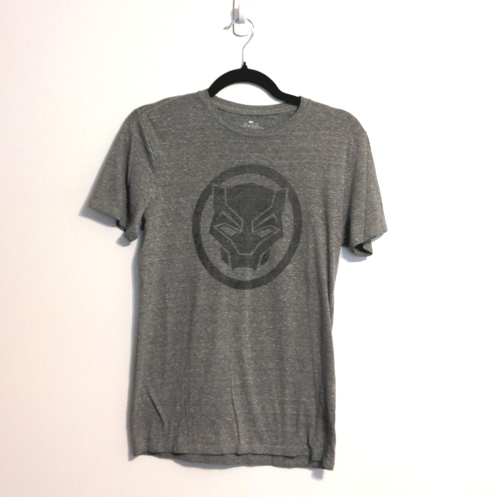 women's small black panther shirt
